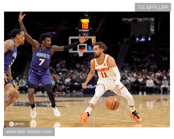 老鹰117-107击败76人，特雷杨40分助球队保持东部前八