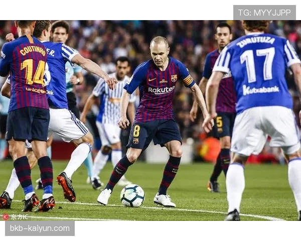 战术板:解析皇家社会如何通过前场反抢限制巴萨的转换发起 战术板:解析皇家社会如何通过前场反抢限制巴萨的转换发起